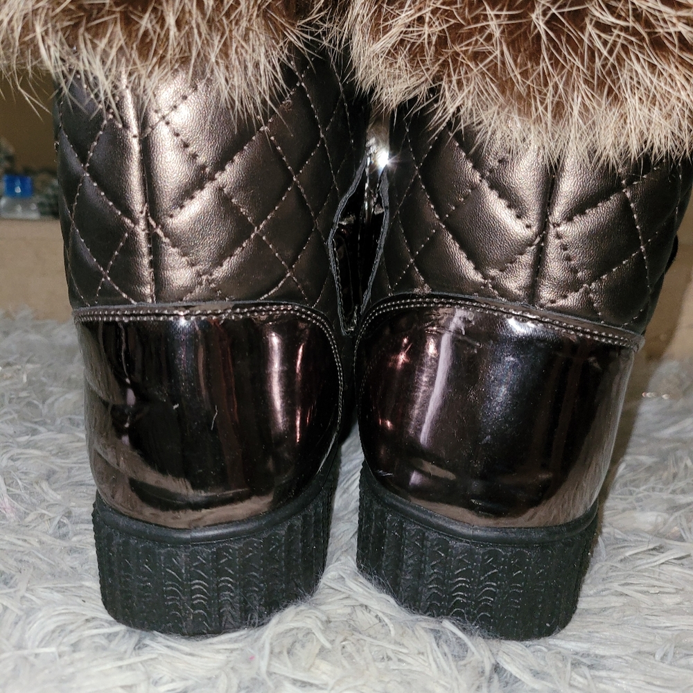 Boots - Picture 7 of 7